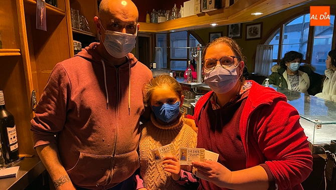 Así es la familia que ha repartido más de 2,2 millones de euros desde el restaurante Montaraz en Macotera